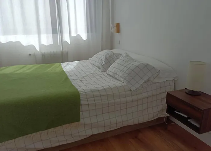 Apartamento Reformado Y Luminoso En Chamberi, Madrid